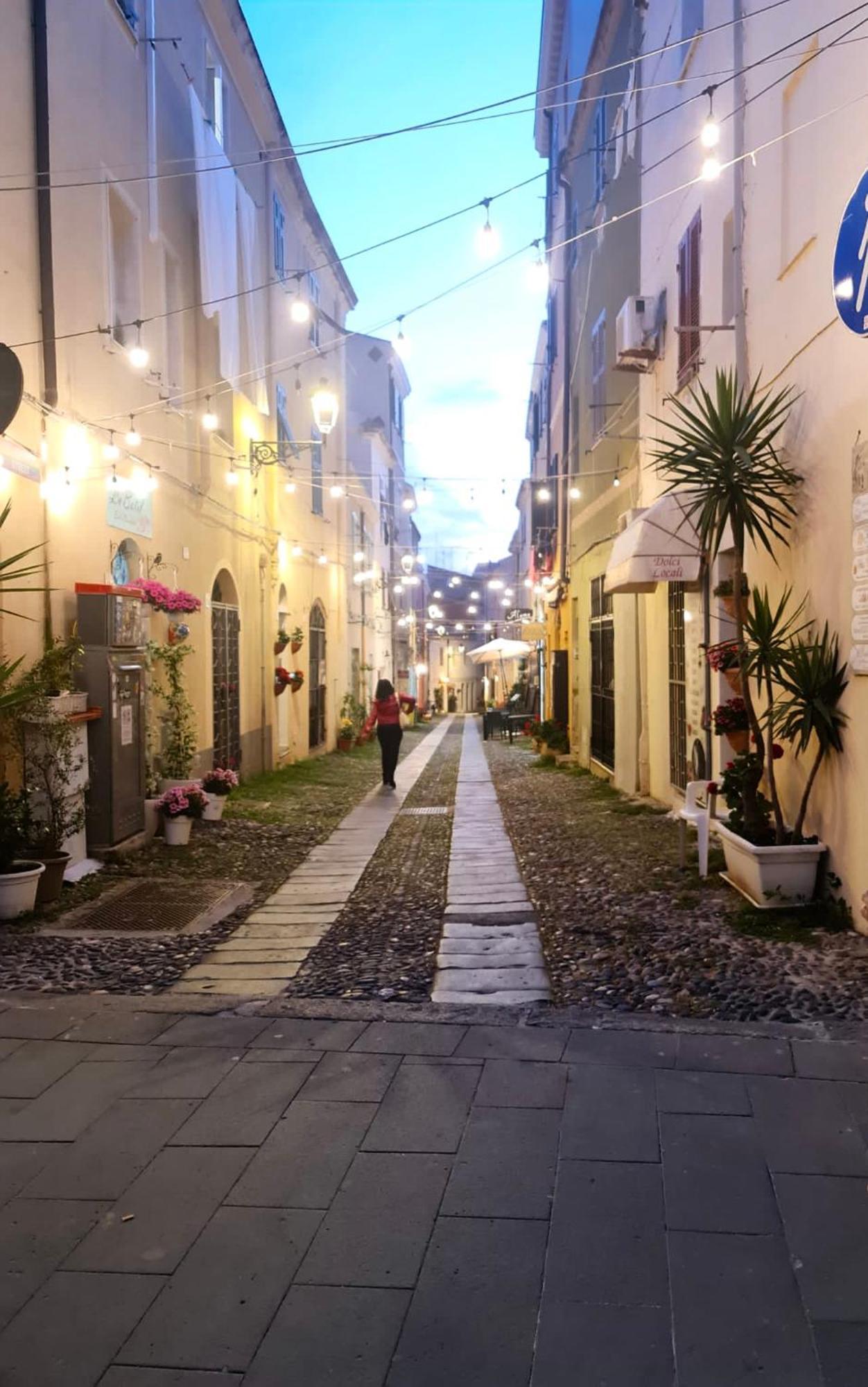 Alghero Old Town Apartment Steps To Sea And Scenic Ramparts Exterior foto